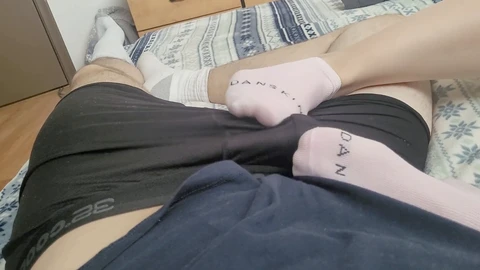 Fetish, soles, pop-shot