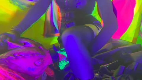 女调教师, 高跟鞋, 支配