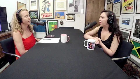 비하인드 씬, 인터뷰, 글래머